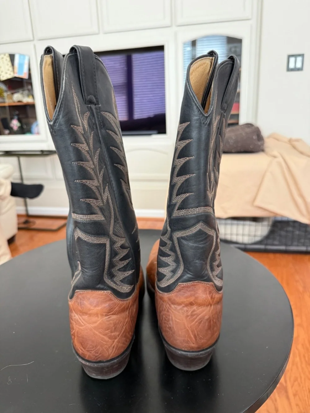 Vintage Justin Men's Dual-Tone Boots